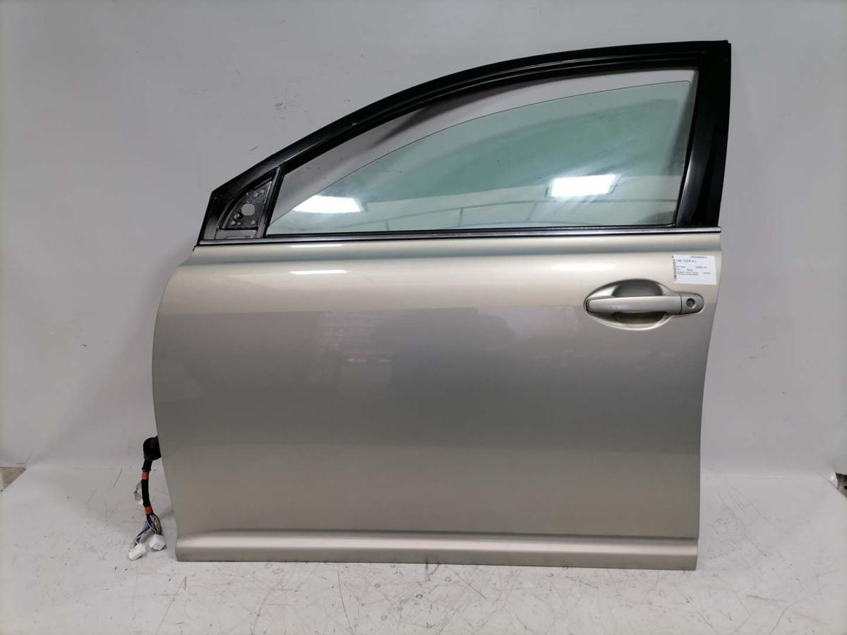 Toyota Avensis T25 original Tür vorn links 6T1 Olive Bj.2004